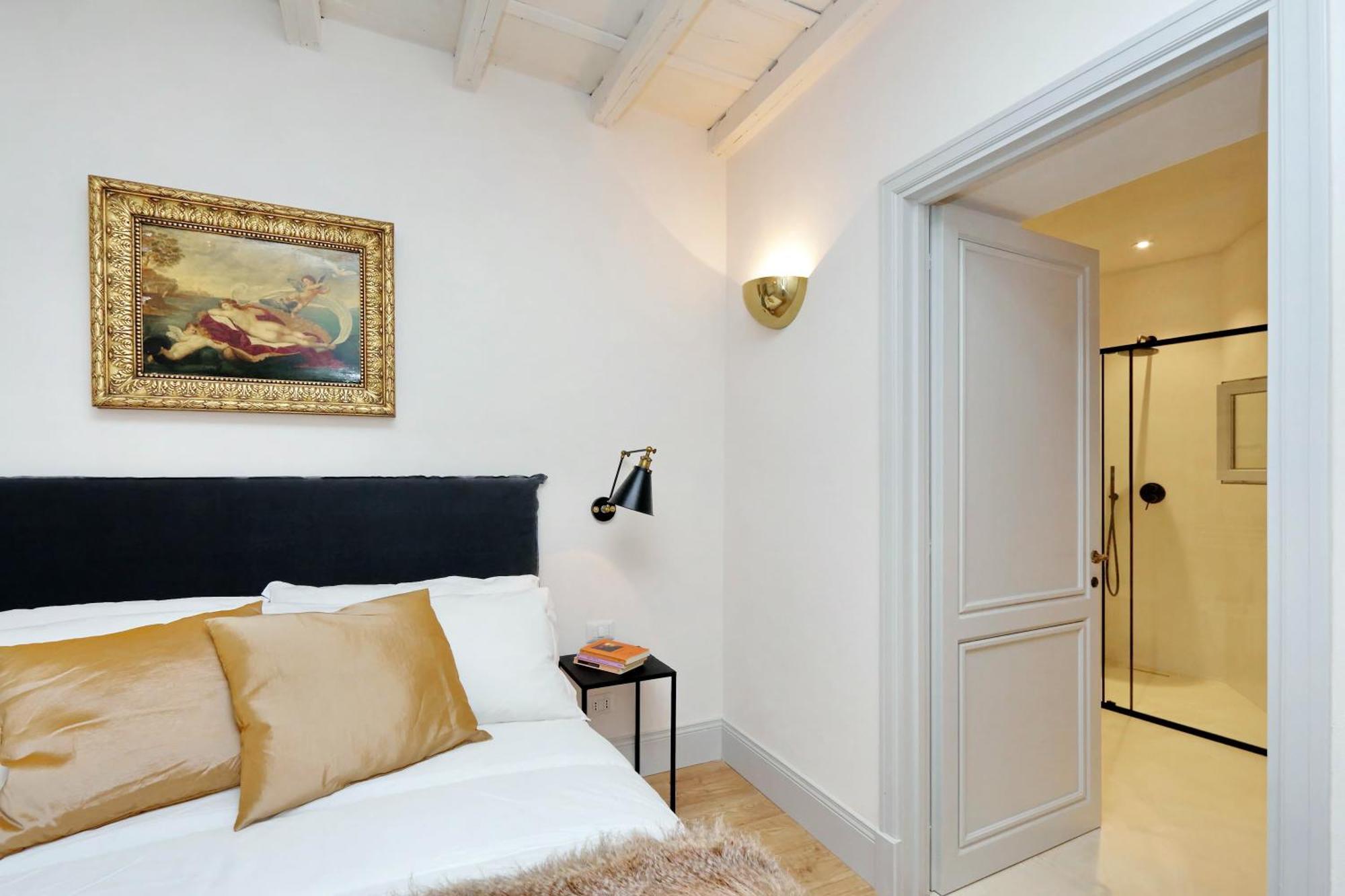 Luxury Charme Between Pantheon And Spanish Steps Рим Екстериор снимка