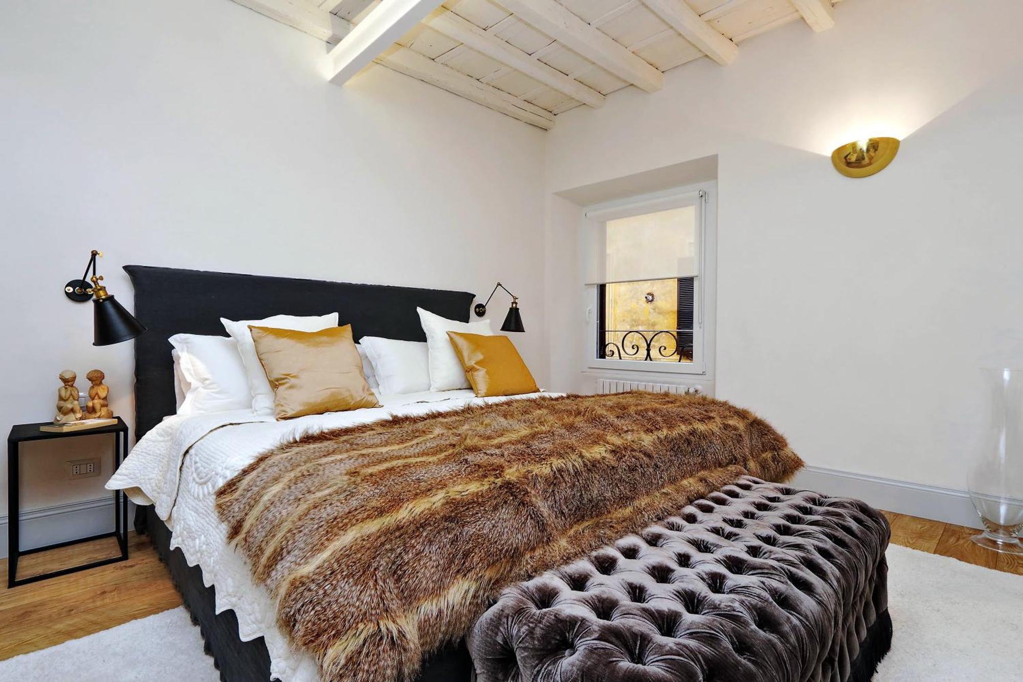 Luxury Charme Between Pantheon And Spanish Steps Рим Екстериор снимка