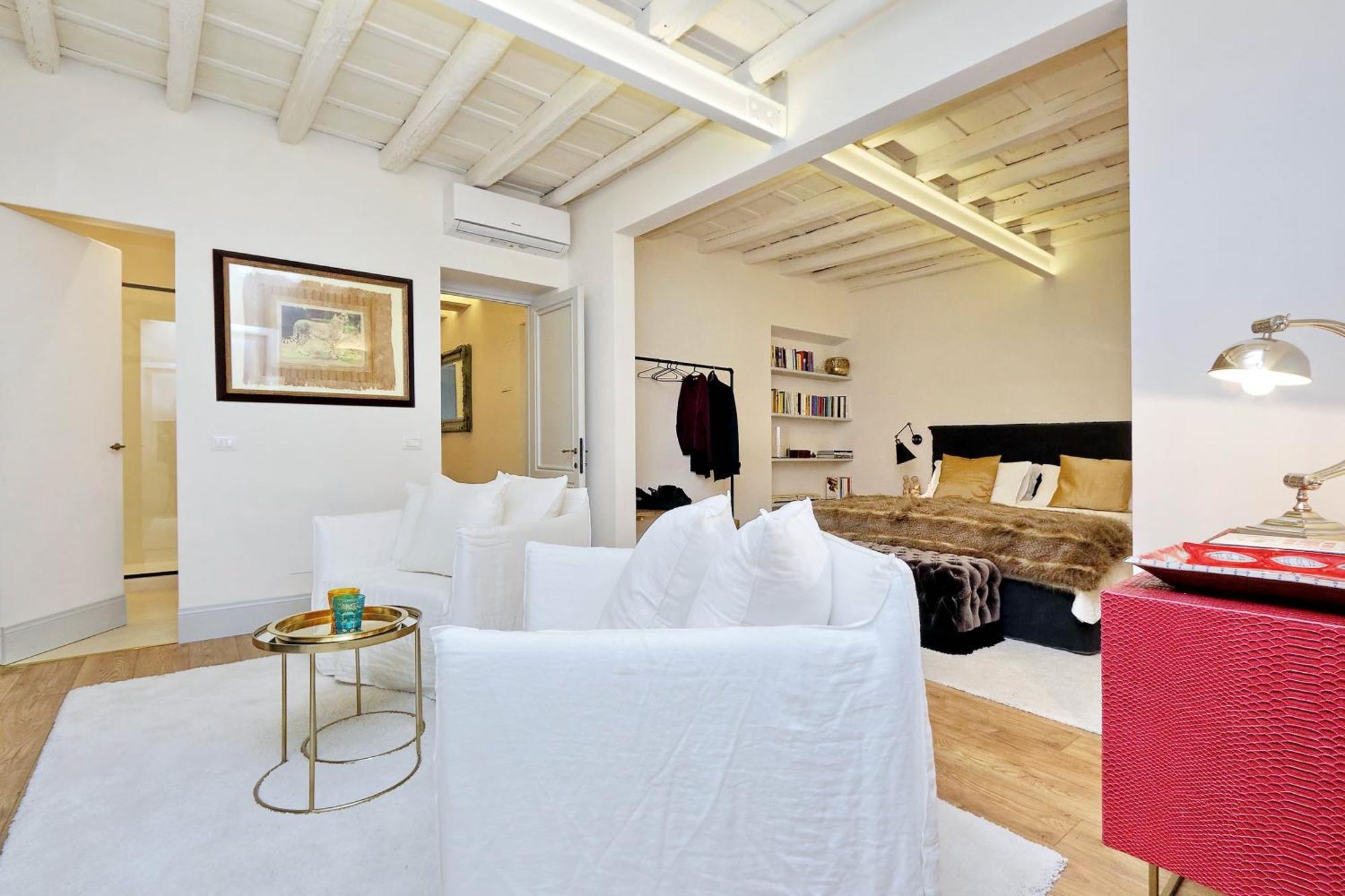 Luxury Charme Between Pantheon And Spanish Steps Рим Екстериор снимка