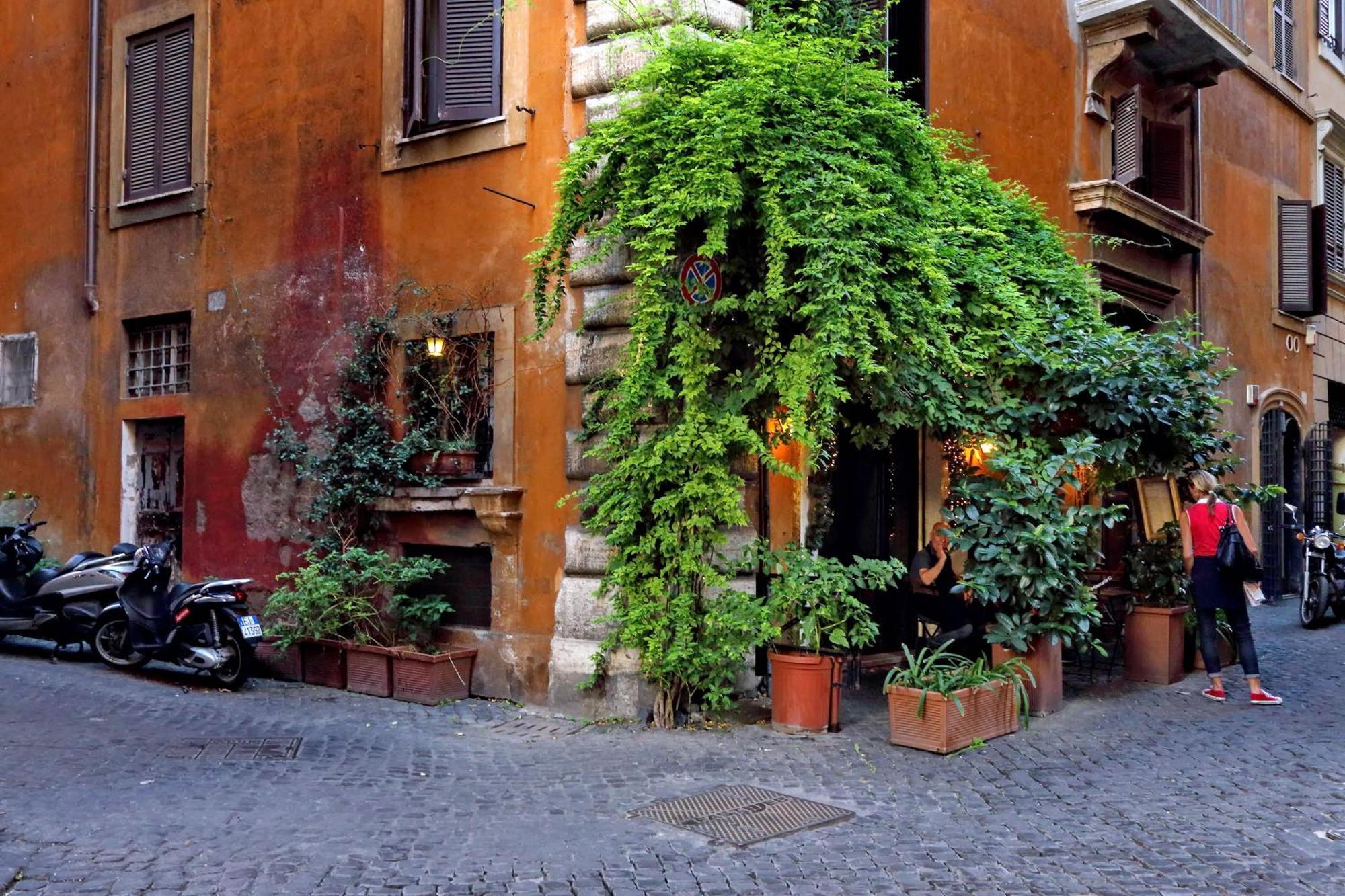 Luxury Charme Between Pantheon And Spanish Steps Рим Екстериор снимка